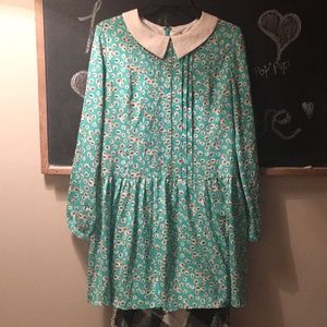 Darling vintage dress with Peter Pan collar